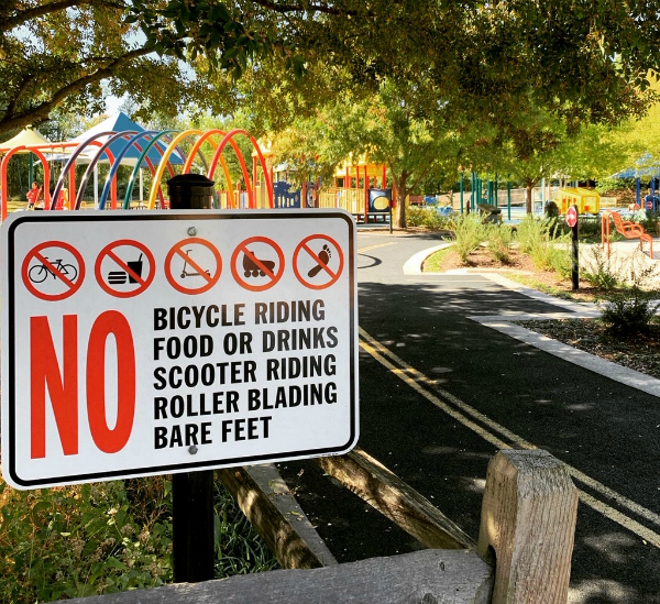 funny signs no bare feet