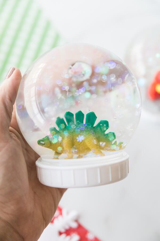 DIY Snow Globes 30 680x1020