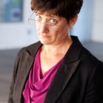 Librarian Tells Mom She Broke The Law By Letting Son Browse 6 Minutes in Children's Room Librarian Tells Mom She Broke The Law By Letting Son Browse 6 Minutes in Children's Room