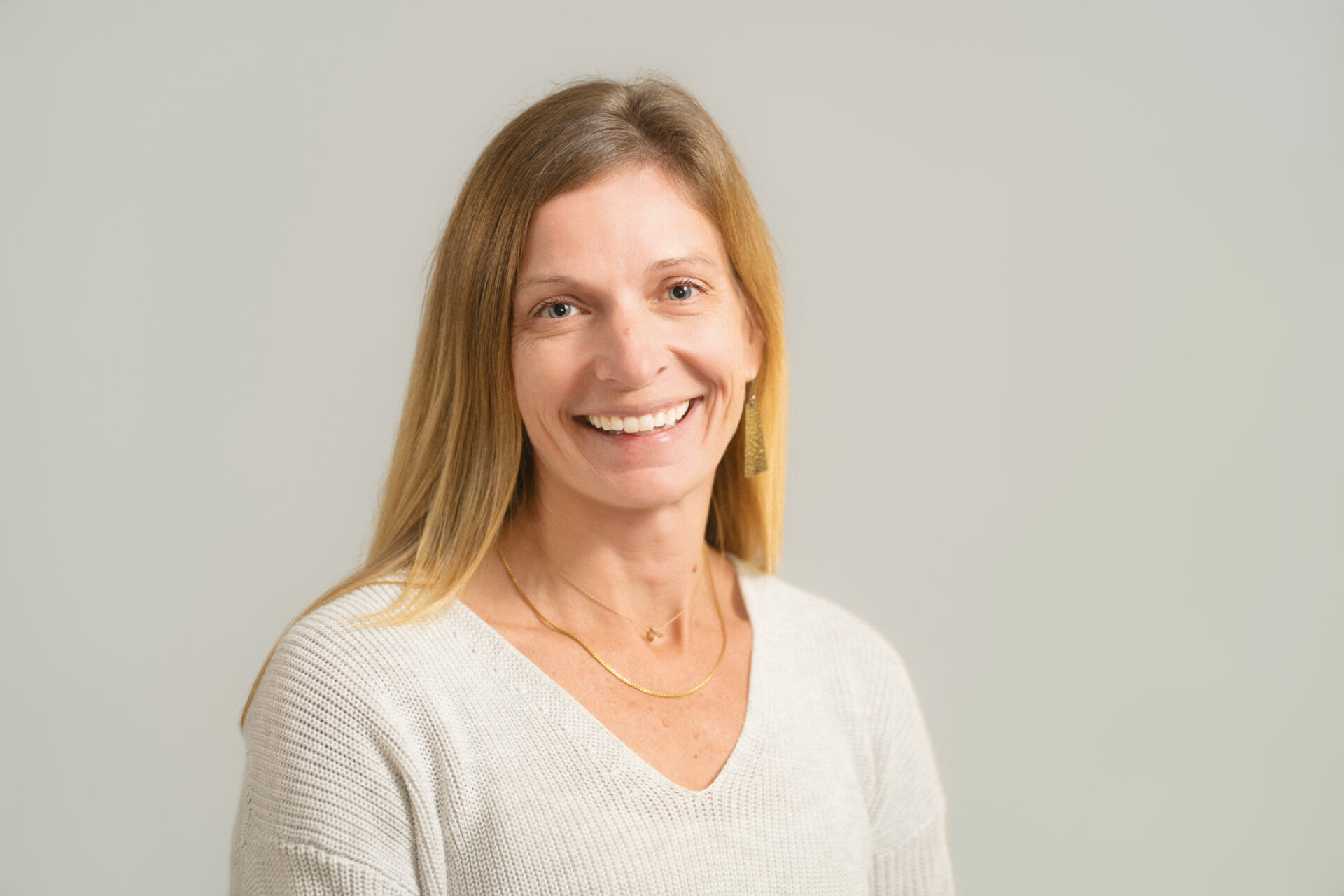 Headshot of Mavis Wellington